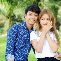 Khả Ngân được “hot boy bánh giò” Võ Đình Hiếu giải cứu