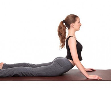 Giảm mỡ bụng và đùi nhanh chóng bằng bài tập Yoga đơn giản