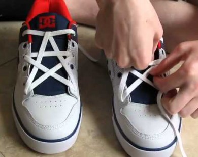 10 kiểu buộc dây giày bạn nên thử ngay