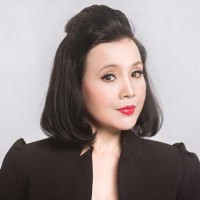 Vì sao NSND Lan Hương huỷ chuyến đi Trường Sa ngay trước giờ xuất phát