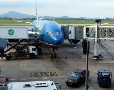 Vụ hỏng cửa máy bay Boeing 787: Cục Hàng không yêu cầu làm rõ!