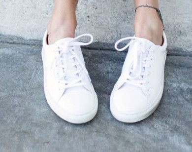 5 cách làm sạch giày trắng hiệu quả