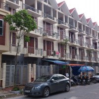 Đất nền, nhà liền kề TP HCM tăng giá suốt 12 tháng