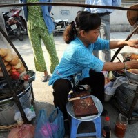 Bánh mì vỉa hè giúp Sài Gòn lọt top ẩm thực đường phố ngon nhất thế giới