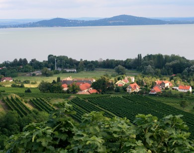 Muốn định cư ở Hungary, chỉ cần có 135.000 Euro