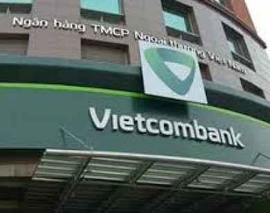Cổ phiếu Vietcombank liên tục tăng dù bị tai tiếng về an toàn bảo mật