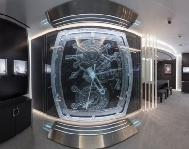 Richard Mille hỗ trợ cấp lại thẻ bảo hành tại Việt Nam