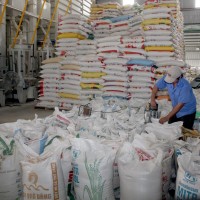 Đề xuất bỏ quỹ bình ổn giá bán lẻ điện và thóc, gạo