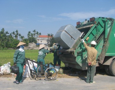 Rác cũng là một... món ăn béo bở!