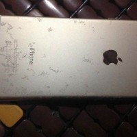 iPhone 6S han rỉ: Apple không bảo hành, Viettel đổi máy mới cho khách hàng