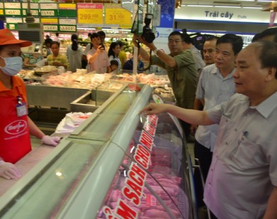 Thủ tướng 'vi hành' kiểm tra an toàn thực phẩm tại TPHCM