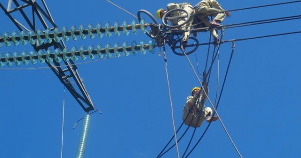 Đình chỉ vĩnh viễn dự án Đài vinh danh đường dây 500 KV Bắc-Nam