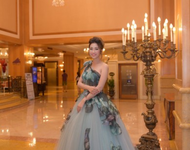 Hoa hậu Mỹ Linh vào vai Cinderella công chúa lọ lem
