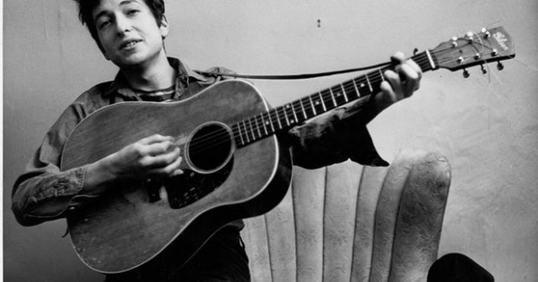 Bob Dylan giành được kết quả Nobel Văn chương 2016