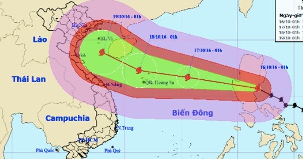 Bão Sarika giật cấp 17, mạnh ngang bão Sơn Tinh