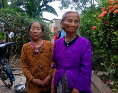 'Sẽ cách chức ngay' nếu có cán bộ thôn thu lại tiền cứu trợ của dân