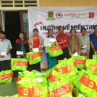 Siêu thị Big C, siêu thị Lan Chi góp 260 triệu hỗ trợ đồng bào lũ lụt miền Trung
