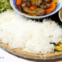 Cổ tích bún Việt