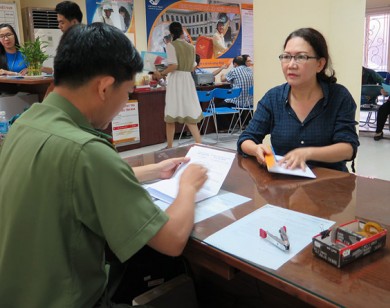 Làm hộ chiếu qua mạng, giao tận nhà cho dân TP.HCM