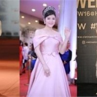 MC Quỳnh Chi lộ miếng dán ngực, Angela Phương Trinh lộ chân cong