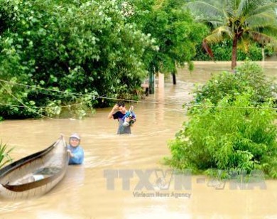 Bình Định: 2 người chết, thiệt hại trên 100 tỷ đồng do mưa lũ