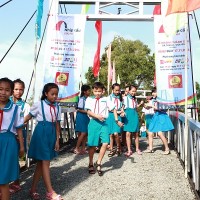 Dr Thanh khánh thành "nhịp cầu ước mơ" thứ 12 tại Cà Mau