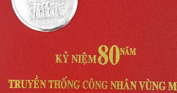 Chi hơn 70 tỷ đồng làm kỉ niệm chương!