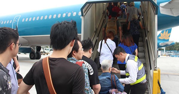 Vietnam Airlines tăng gần 900 chuyến bay phục vụ tết