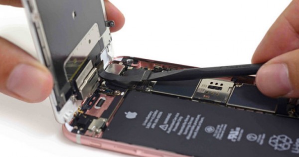 Apple thay pin miễn phí cho Iphone 6S bị lỗi sập nguồn