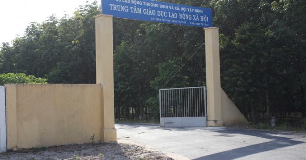 Tây Ninh: 68 học viên tấn công cán bộ, trốn trại cai nghiện