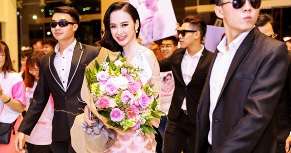 Angela Phương Trinh được 'vệ sĩ' hộ tống ra mắt phim