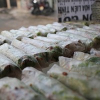 Nơi độc nhất ở Sài Gòn cả nhà bán bò bía 1.000 đồng, kiếm chục triệu