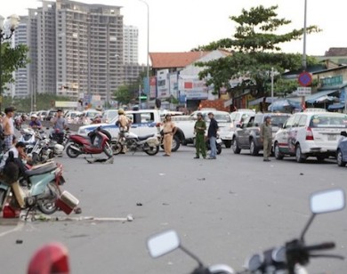 Tai nạn thảm khốc ở TP.HCM: Ô tô tông liên hoàn 9 xe máy, nhiều người thương nặng