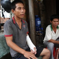 Cách chức trưởng công xã đánh dân chấn thương sọ não