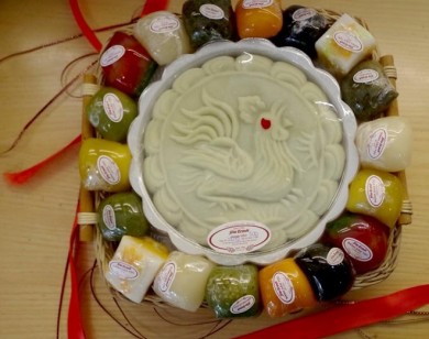 Bánh hình gà lễ chùa đắt khách đầu năm