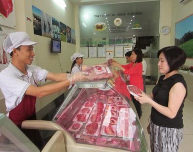 Người Việt chi tiền triệu ăn thịt ngoại: Học sang chảnh?