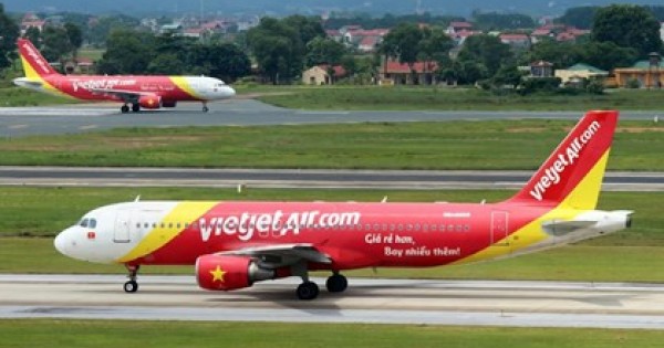 Mở hàng giá 90.000 đồng, Vietjet làm nóng sàn HOSE?