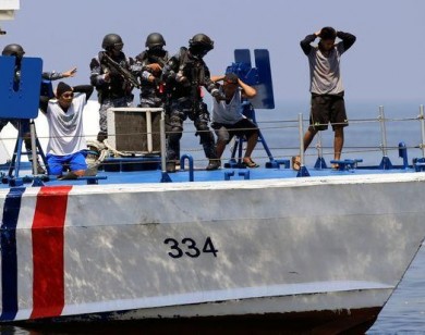 Tàu Việt Nam bị cướp ở Philippines, một người thiệt mạng