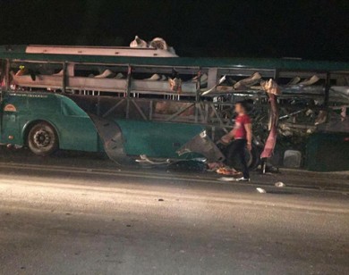 Khởi tố vụ nổ xe khách khiến 16 người thương vong