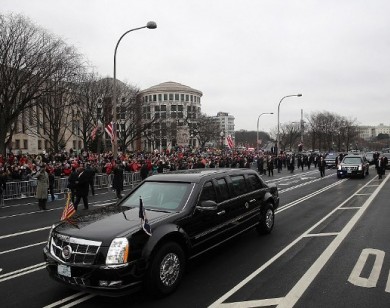 Trump sẽ có 'quái thú' thách thức khủng bố