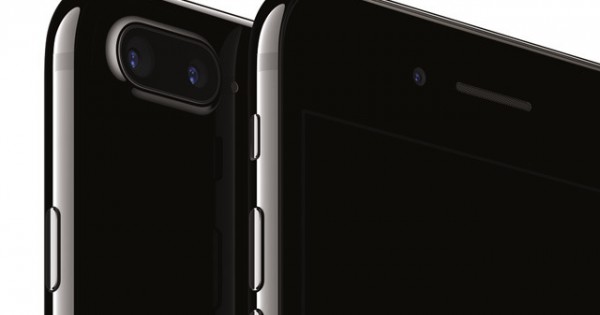 Từng là màu đắt nhất, iPhone 7 Jet Black sụt giá thảm hại, trở thành màu rẻ nhất hiện nay