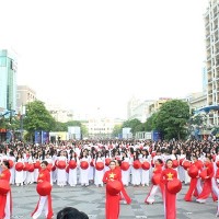TP.HCM: 3000 người tham gia đồng diễn áo dài