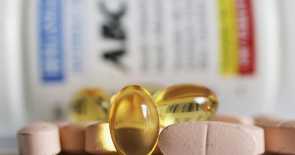 Lạm dụng Vitamin D quá nhiều sẽ gây ra nhiều hậu quả 'khôn lường'