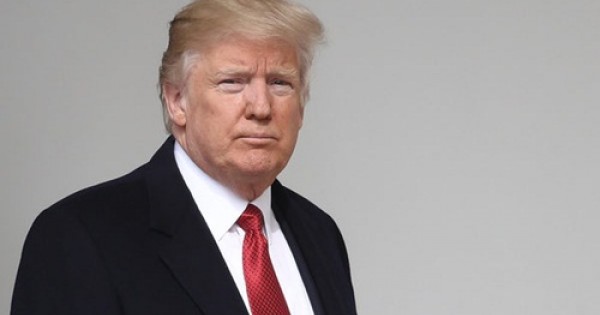 Tài sản của Tổng thống Mỹ Donald Trump 'bốc hơi' 1 tỷ USD