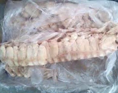 Giật mình với thịt gà Brazil giá gần 7.000 đồng/kg
