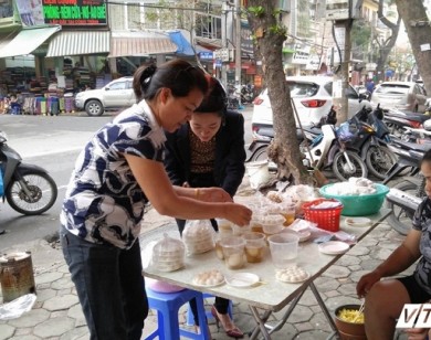 Tết Hàn thực 2017: Bán bánh trôi, bánh chay lãi 2 triệu đồng mỗi ngày