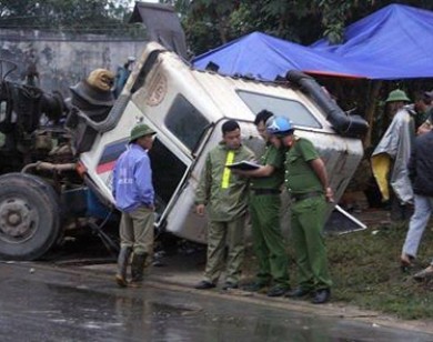 3 người gặp tai nạn chết sau khi xem tai nạn chết 3 người ở Nghệ An