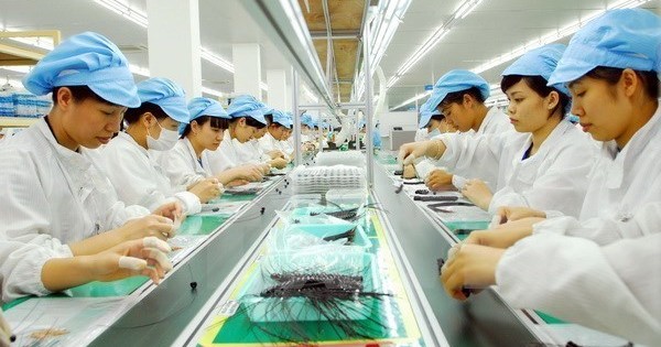 Dự báo hai kịch bản cho nền kinh tế Việt Nam trong quý Hai