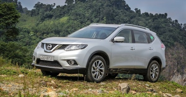 Giảm giá sâu, Nissan X-Trail lần đầu vượt Mazda CX-5 và Honda CR-V