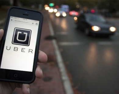 Ở Việt Nam nhưng bị trừ tiền đi Uber ở... Nga